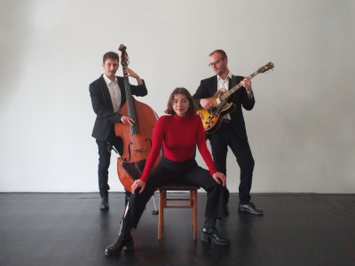 Jazz στο Μουσείο Sunny Side Trio – “Introducing Sunny Side Trio” Παρασκευή 26 Δεκεμβρίου, 20.30