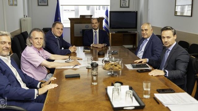 Συνάντηση ΕΕΑ με Γ. Κώτσηρα και Γ. Πιτσιλή και βελτίωση του τρόπου φορολόγησης καταστημάτων ψιλικών και περιπτέρων