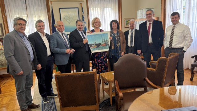 Τριμερές Μνημόνιο Συνεργασίας του Εμπορικού και Βιομηχανικού Επιμελητηρίου Πειραιώς με το Προξενείο της Δημοκρατίας της Κένυας στην Ελλάδα  και το Ελληνο-Κενυατικό Επιμελητήριο Βιομηχανίας, Εμπορίου, Ανάπτυξης, Ναυτιλίας, Τουρισμού και Πολιτισμού