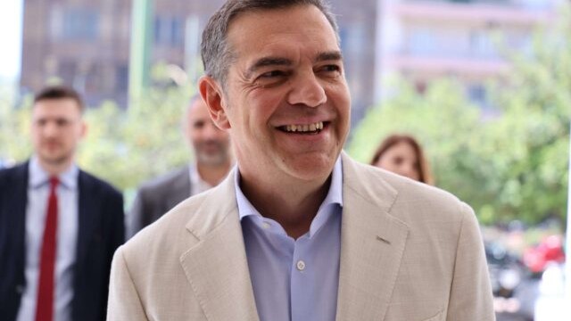 Αναδιάταξη στο πολιτικό σκηνικό – Αλλάζει τις ισορροπίες στην Αριστερά το κόμμα Τσίπρα