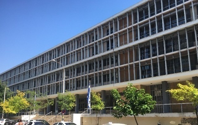 Μετέτρεψε σε «πίστα» το δημοτικό γήπεδο Ταγαράδων