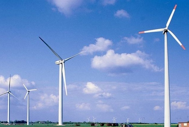 ΔΕΗ: Εγκρίθηκε συμφωνία με την RWE για επενδύσεις 1,3 δισ. σε ΑΠΕ