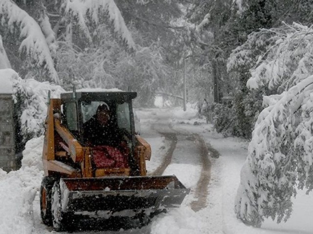 Συνεχίζεται η κακοκαιρία "Μήδεια" σε Αττική, Εύβοια και Κρήτη - Εκτεταμένες διακοπές ρεύματος - Τρείς νεκροί ο μέχρι στιγμής θλιβερός απολογισμός