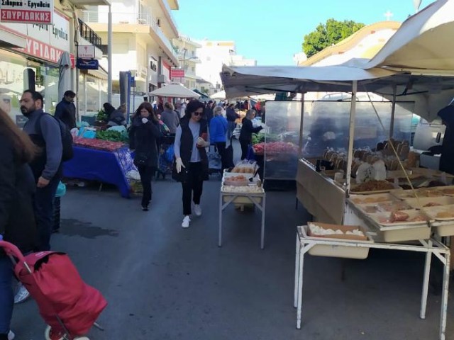 Εμπορικός Σύλλογος Αθηνών: Οχι στην διάθεση βιομηχανικών προϊόντων από τις λαϊκές αγορές
