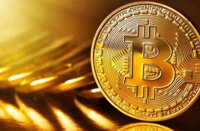 Προειδοποιεί για  κινδύνους στο bitcoin και η Γέλεν
