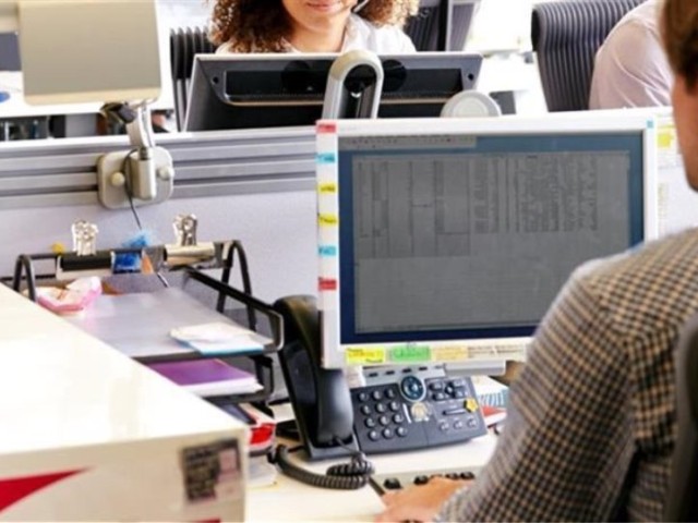 Τι ισχύει για τους εργαζόμενους εν μέσω lockdown