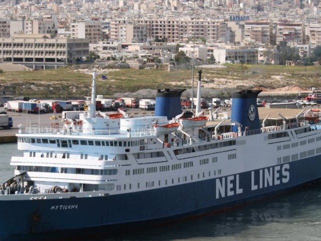 Μικρή κλίση και εισροή υδάτων στο πλοίο «Μυτιλήνη»