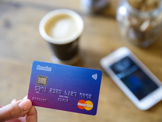 Revolut λανσάρει τη Revolut Bank στην Ελλάδα