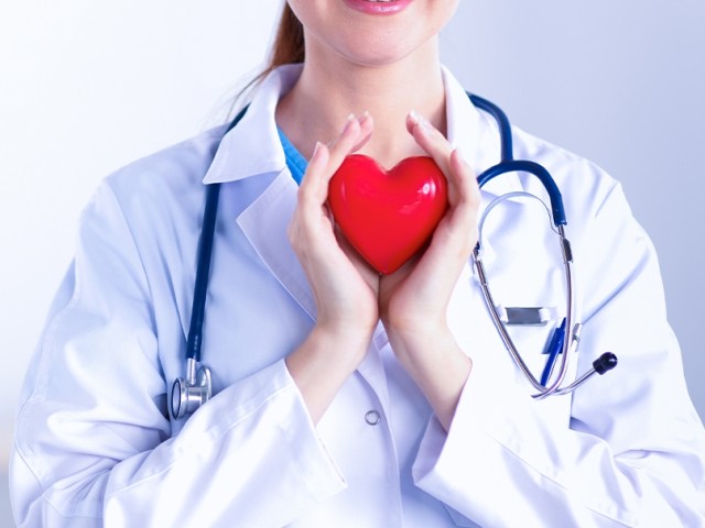 Metropolitan Hospital: Τι να προσέχουν και τι να κάνουν οι γυναίκες για την καρδιά τους