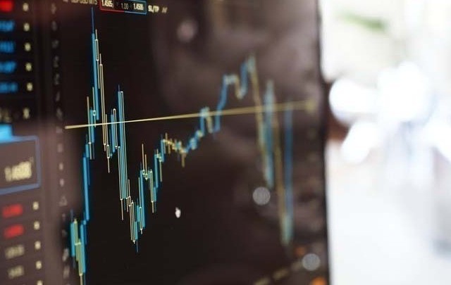 Πέντε business stories που θα κρίνουν την πορεία της αγοράς