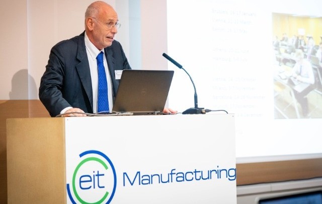 Teaching Factory: Σύνδεση εκπαίδευσης και βιομηχανίας