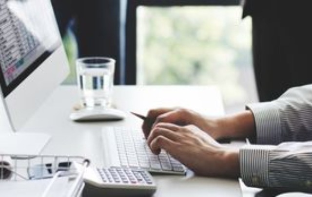 Kaspersky: Σχεδόν 1/4 επιτρέπει πρόσβαση σε μικρόφωνα ή κάμερες