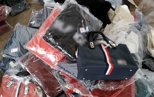 "Βροχή" τα πρόστιμα στο παραεμπόριο