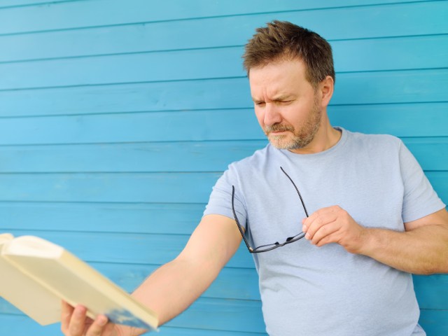 Metropolitan: Πως θα απαλλαγείτε από την πρεσβυωπία