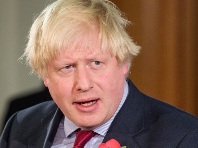 Μπόρις Τζόνσον: «Αφήστε τα πτώματα να στοιβάζονται κατά χιλιάδες»