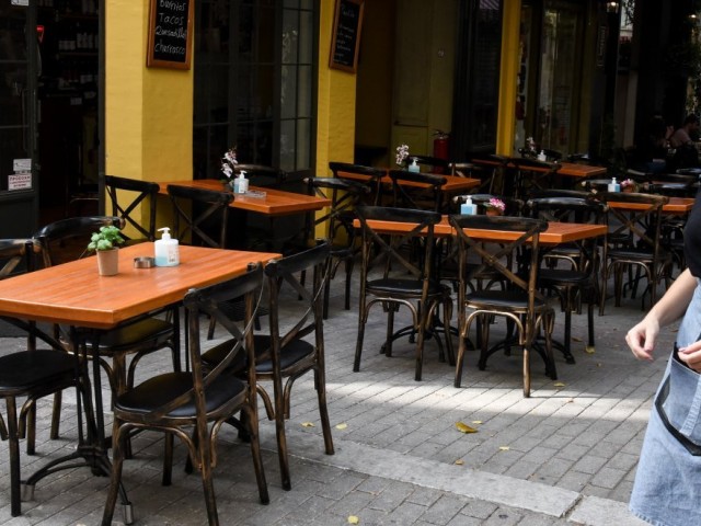 Πακέτο στήριξης για εστίαση, ύψους 330 εκατ. ευρώ