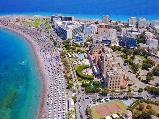 Πάνω από 200 ξενοδοχεία θα ανοίξουν στη Ρόδο έως το τέλος του μήνα 