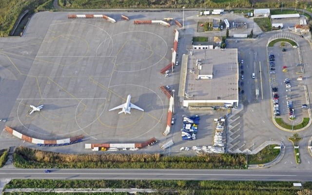 Θα πέσουν «κορμιά» για το αεροδρόμιο Καλαμάτας!