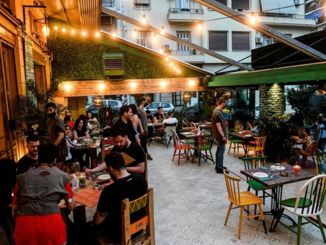 Τέλος στα SMS από την Παρασκευή - Ελεύθερη η μετακίνηση από νομό σε νομό