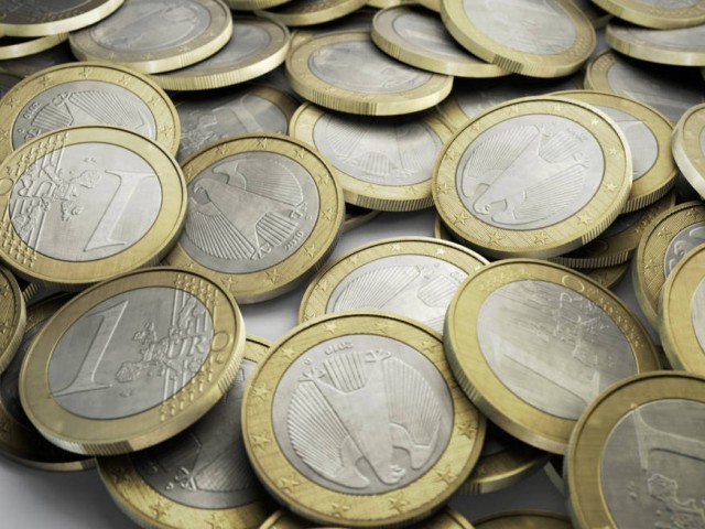 Ευρωβαρόμετρο: Στο 77% η στήριξη του ευρώ στην Ελλάδα