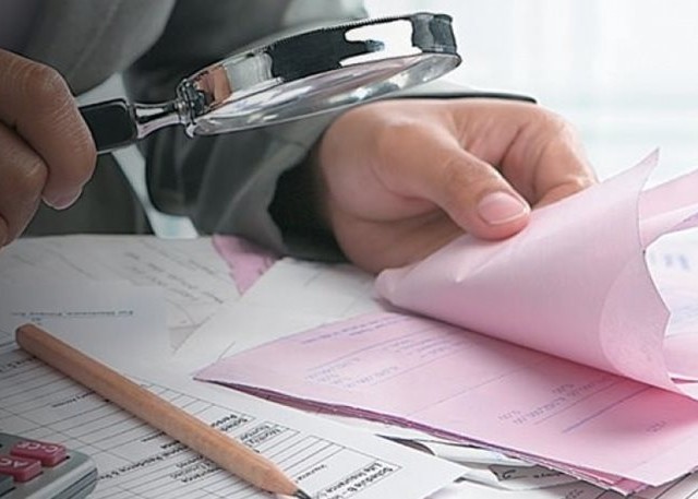 ΑΑΔΕ: Στο φως 33 υποθέσεις εικονικών τιμολογίων ύψους 261 εκ. ευρώ