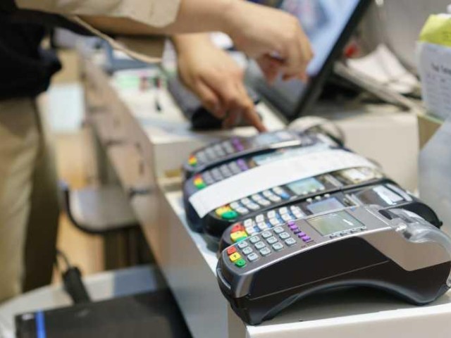 Ποιοι βγαίνουν κερδισμένοι από τις αλλαγές στις e-αποδείξεις