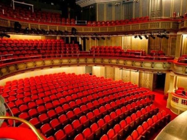 Ανοίγει αύριο η πλατφόρμα για την αποζημίωση των επαγγελματιών της τέχνης και του πολιτισμού