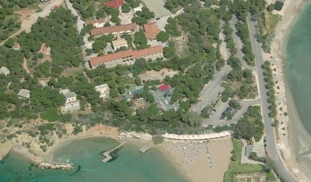 5 μεγάλες οικογένειες χτυπούν τα «ατακτοποίητα» ακίνητα της Εκκλησίας!