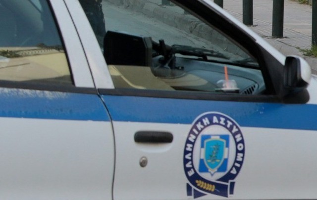 Πυροβολισμοί σε πολυκατοικία στον Άλιμο