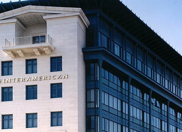 Interamerican: «Προστασία εκτός φιλικού διακανονισμού» από την Anytime