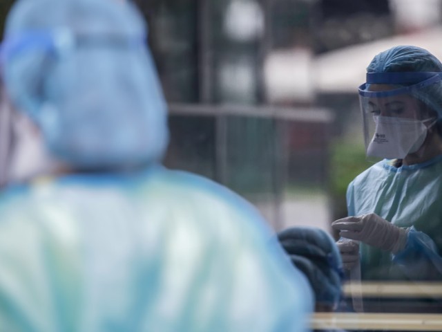 ΕΟΔΥ: 394 νέα κρούσματα, 20 θάνατοι, 301 διασωληνωμένοι