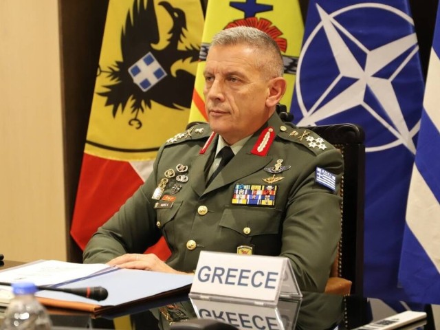 Συνάντηση Αρχηγού ΓΕΕΘΑ με αντιπροσωπεία διοργανωτών της αμυντικής έκθεσης DEFEA 2021