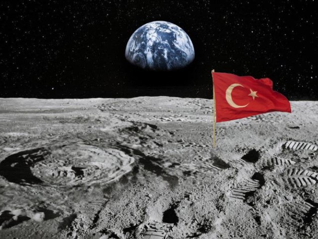 Τουρκία: Σχεδιάζει να στείλει ρόβερ στη Σελήνη έως το 2030