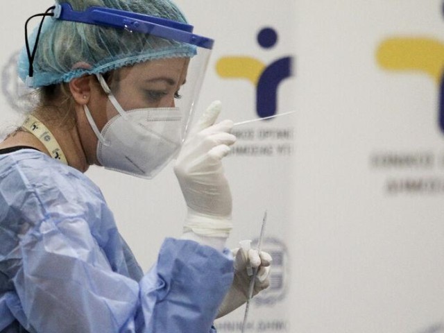 ΕΟΔΥ: 375 νέα κρούσματα - 12 θάνατοι - 238 διασωληνωμένοι