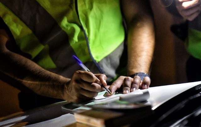 Πρόστιμα €61.250 στην  αγορά για παράνομο εμπόριο