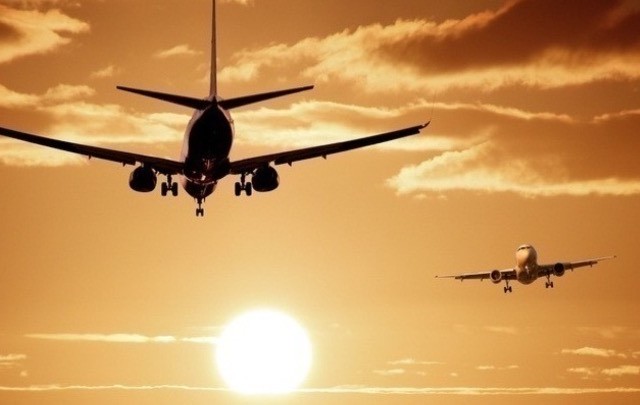 "Επεσαν" οι σελίδες αμερικανικών αεροπορικών εταιρειών