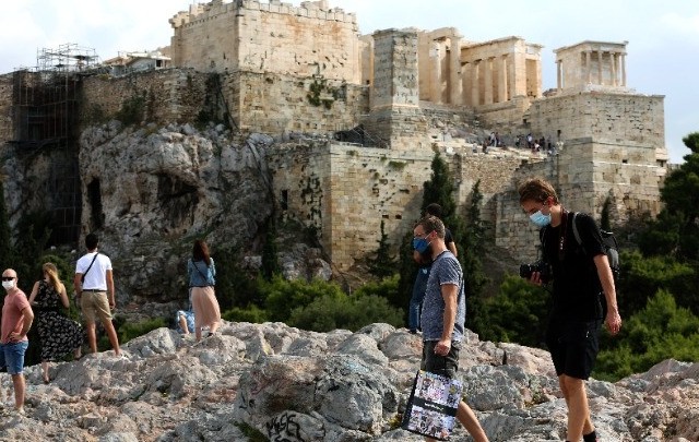 Χωρίς περιορισμό στη νυχτερινή κυκλοφορία από σήμερα