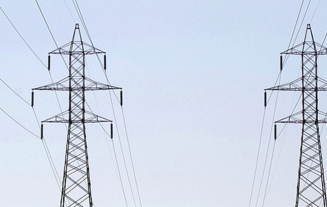 Aυξομειώσεις στα τιμολόγια μεταφοράς ηλεκτρικής ενέργειας