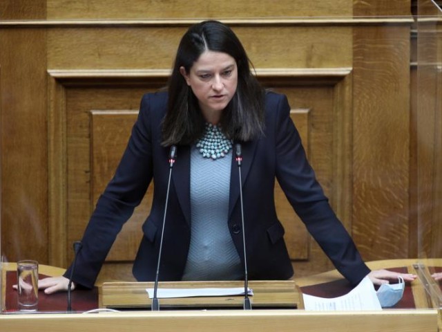 Νίκη Κεραμέως: Στόχος μας είναι κανονική λειτουργία των σχολείων τον Σεπτέμβριο