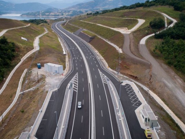 Στην κυκλοφορία τα πρώτα 14 χλμ. του Νότιου τμήματος του Ε65