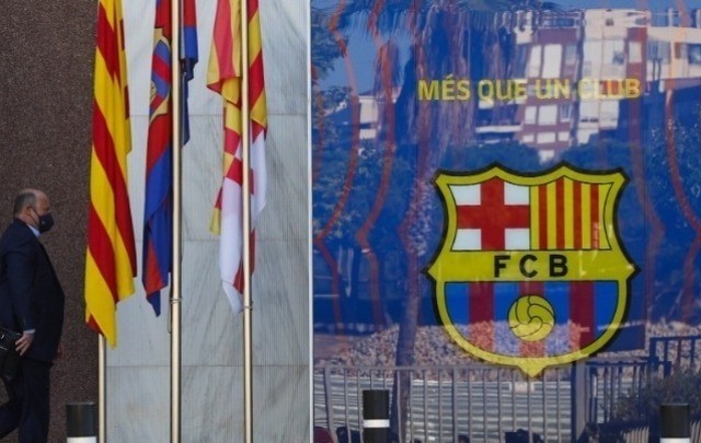 Στο τραπέζι νέο πλάνο μειώσεων στους μισθούς στην Μπαρτσελόνα