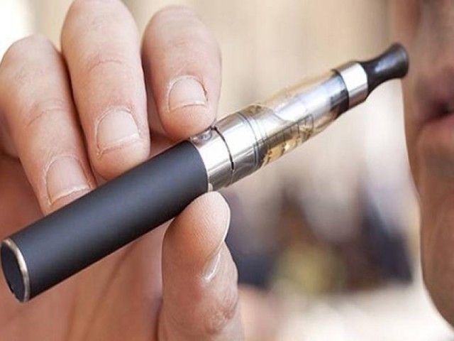 ΠΟΥ: Επικίνδυνο το ηλεκτρονικό τσιγάρο και λοιπές συσκευές εισπνοής νικοτίνης