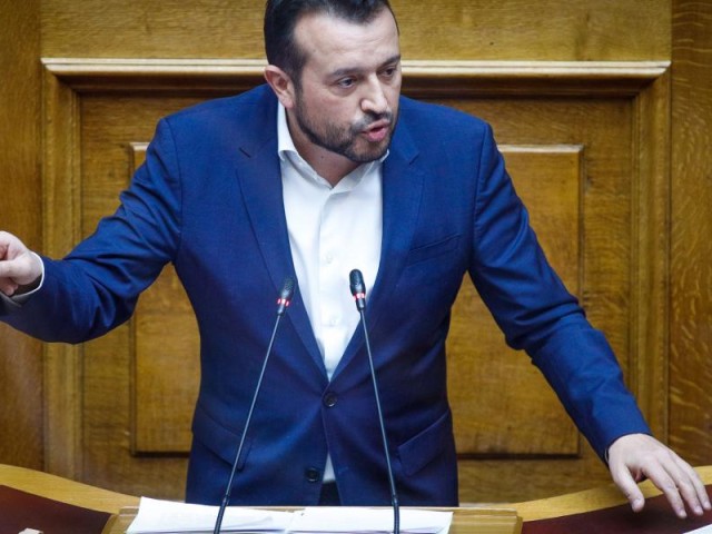 Βουλή: Παραπέμπεται σε ειδικο δικαστήριο ο Νίκος Παππάς για τις τηλεοπτικές άδειες