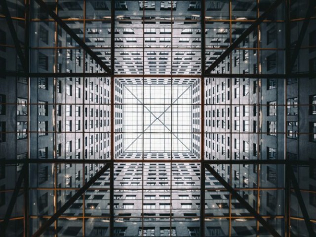 Prodea: Σηκώνουν τα λεφτά από την αγορά και τα βάζουν στην τσέπη τους