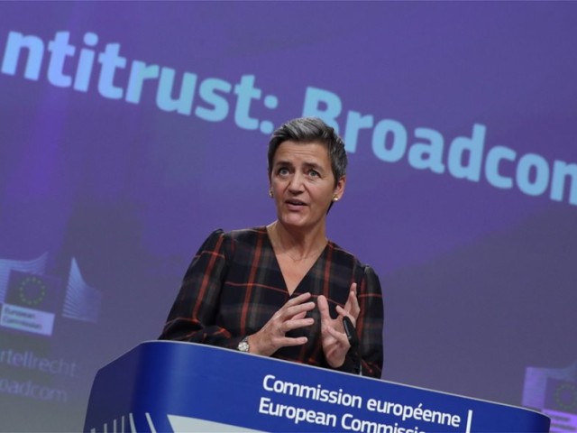 Μ. Βεστάγκερ: Δεν θα αφορά μόνο τους κολοσσούς της τεχνολογίας το ρυθμιστικό πλαίσιο