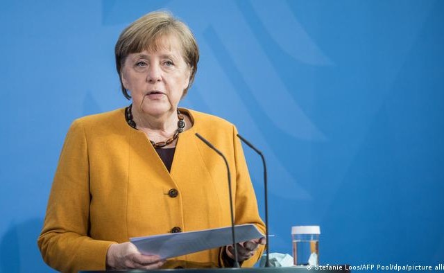 "Καμπανάκι" Μέρκελ για κρίση αν δεν υποστηριχθούν οι Αφγανοί