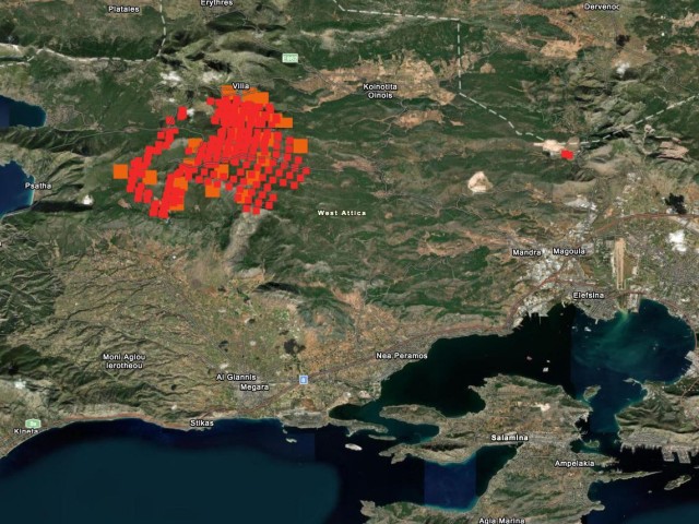 Φωτιά στα Βίλια: Σε εξέλιξη το πύρινο μέτωπο