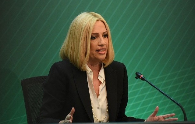 Στους πυρόπληκτους της Αχαΐας η Φ. Γεννηματά