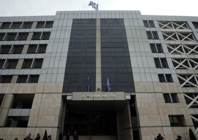 Η εμπλοκή στο έργο μαμούθ των 142,5 εκατ. του Υπ. Μετανάστευσης