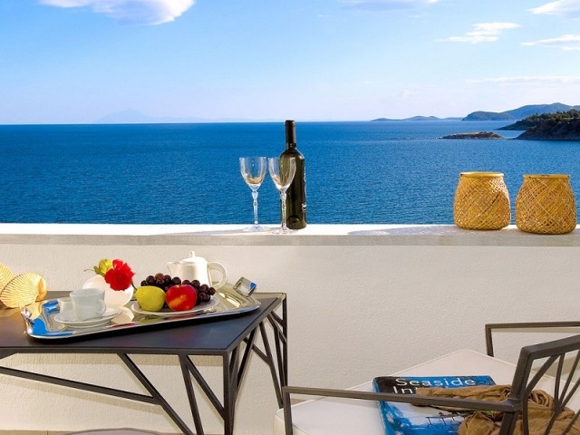 Μικρή "ανάσταση" στον τζίρο των καταλυμάτων τον Ιούνιο